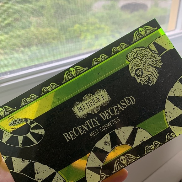 Melt cosmetics Beetlejuice palette - Picture 6 of 11